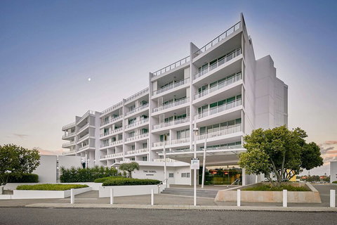 The Sebel Mandurah - Tourism Caloundra 4