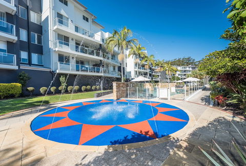 Mantra Nelson Bay - Tourism Caloundra 5