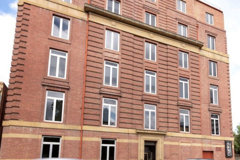 Mantra One Sandy Bay Road - Tourism Caloundra 2