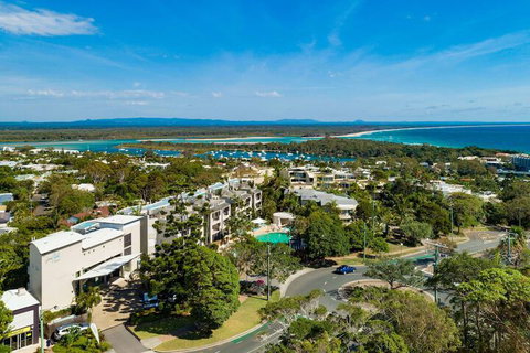 Noosa Blue Resort - Tourism Caloundra 1