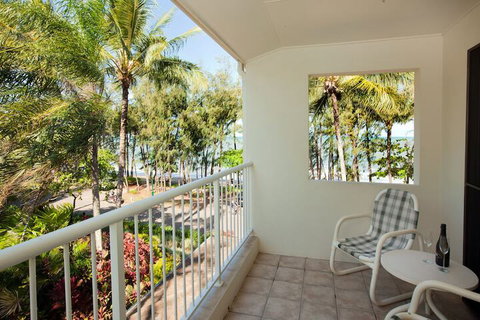 Melaleuca Resort - Tourism Caloundra 5