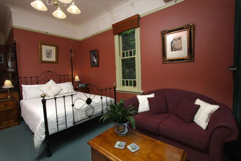 Moments Mountain Retreat - Tourism Caloundra 2