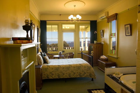 Moments Mountain Retreat - Tourism Caloundra 6