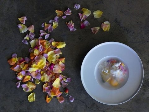 Biota Dining & Rooms - Tourism Caloundra 3