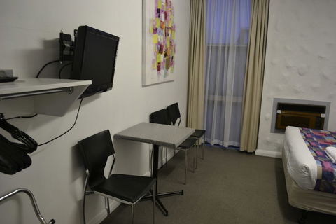 Corio Bay Motel - Tourism Caloundra 2
