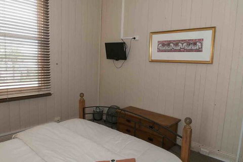 Ulmarra Hotel - Tourism Caloundra 7