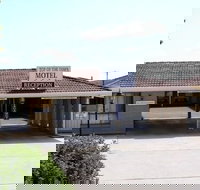 Top Of The Town Motel - Tourism Caloundra