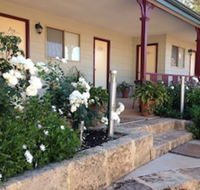 The Nosh  Nod - Avon Terrace - Tourism Caloundra