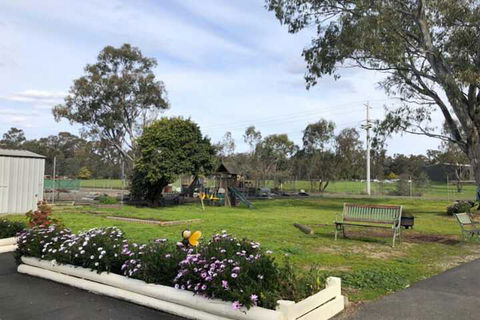 Wattle Motel - Tourism Caloundra 7