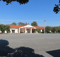 Bishops Lodge Narrandera - Tourism Caloundra