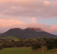 Drom Aluinn B  B - Tourism Caloundra