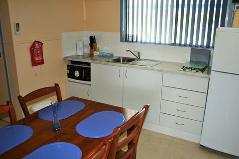 Baudin Beach Apartments - Tourism Caloundra 5