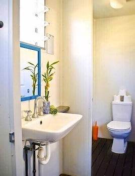 The Eco Beachcamp Retreat - Tourism Caloundra 4