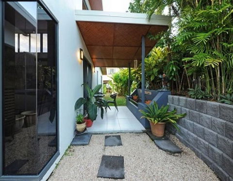 Hilltop Views - Tourism Caloundra 0