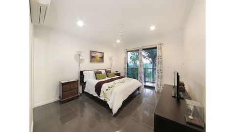 Hilltop Views - Tourism Caloundra 6