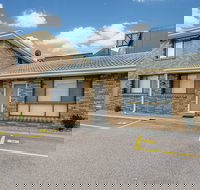 Hybiscus Waterfront Apartments - Tourism Caloundra