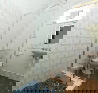 Scarborough Apartments - Tourism Caloundra