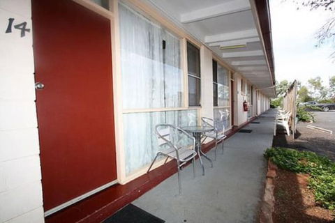 Copper City Motel - Tourism Caloundra 2