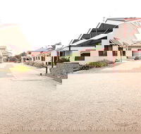 Port Vincent Motel  Apartments - Tourism Caloundra