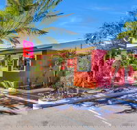 Econo Lodge Karratha - Tourism Caloundra