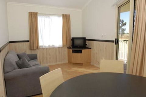 Longreach Tourist Park Caravan Park - Tourism Caloundra 4