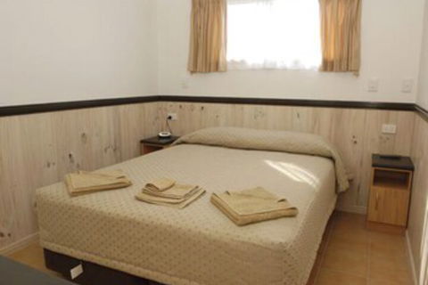 Longreach Tourist Park Caravan Park - Tourism Caloundra 5