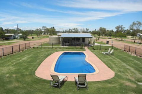 Longreach Tourist Park Caravan Park - Tourism Caloundra 3
