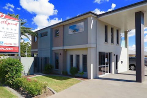 Northpoint Motel - Tourism Caloundra 0