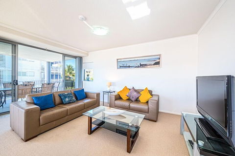 On The Bay Apartments - Tourism Caloundra 3