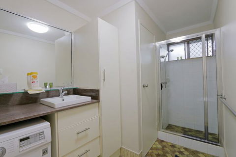 Parkline Apartments Perth - Tourism Caloundra 6