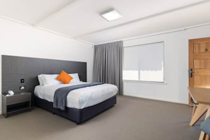 Onkaparinga Hills SA Tourism Caloundra