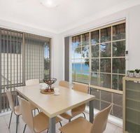 Toukley Lake House - Tourism Caloundra