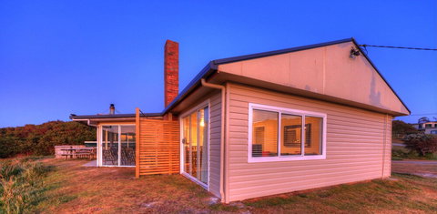 Arthur River Spa Cottage - Tourism Caloundra 6