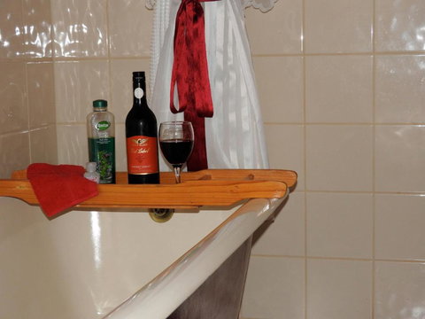 Twilight Grove Farm - Tourism Caloundra 6