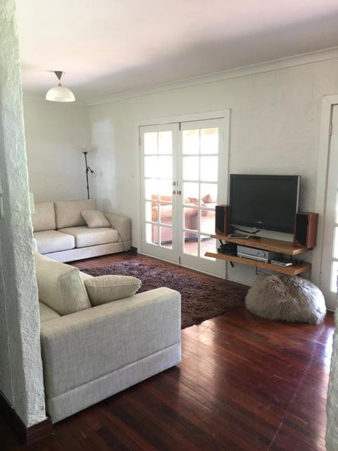 Nannup Bush Retreat - Tourism Caloundra 1
