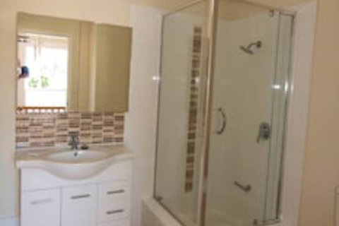 Newcastle Terraces & Apartments NBC Apartments - Tourism Caloundra 2