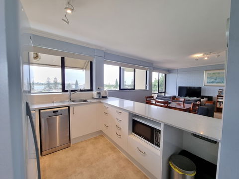 Newcastle Short Stay Apartments - Flagstaff Apartments - Tourism Caloundra 3