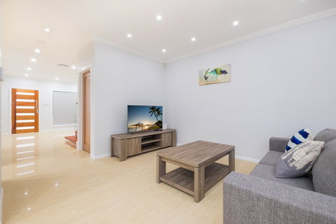 Panania Gemini Lodge - Tourism Caloundra 5