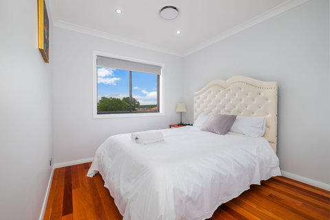 Panania Gemini Lodge - Tourism Caloundra 1