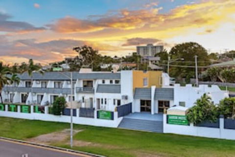 Aaron Motel - Tourism Caloundra 0