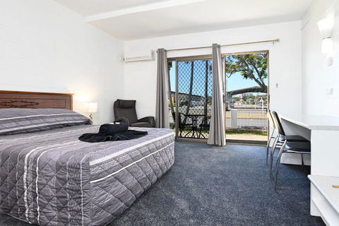 Aaron Motel - Tourism Caloundra 2