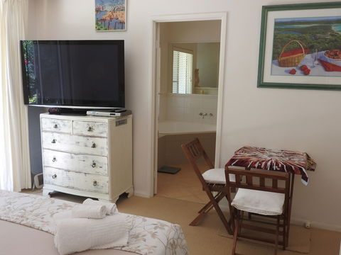 Howies Place Noosa - Tourism Caloundra 6