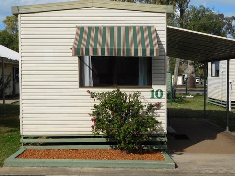 Villa Holiday Park - Tourism Caloundra 3