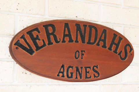 Verandahs - Tourism Caloundra 2