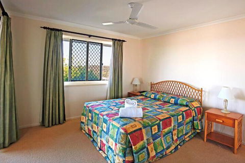 Verandahs - Tourism Caloundra 7