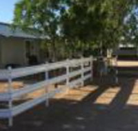 Cottage on Cork Muddy Cottage - Tourism Caloundra
