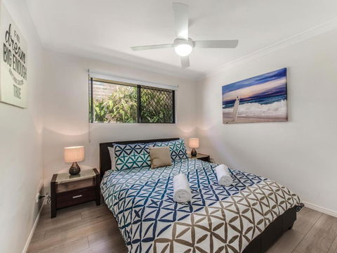 Coolum Waves Pet Friendly Holiday House - Tourism Caloundra 3