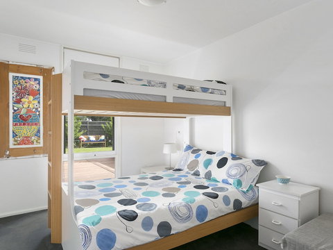 Front Beach Shack - Tourism Caloundra 3