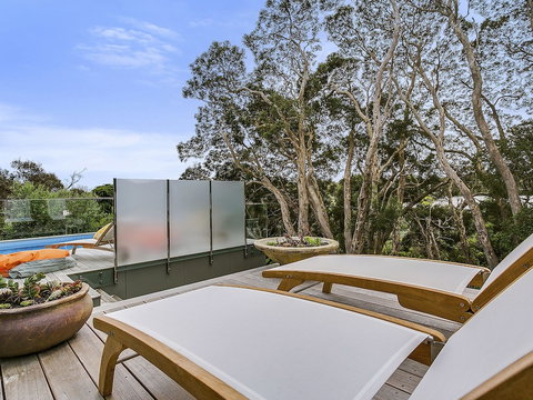 Lansdowne Villa With Swimming Pool - Tourism Caloundra 5
