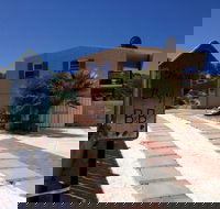 Shark Bay B  B - Tourism Caloundra